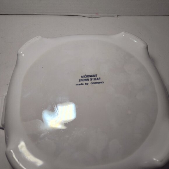 Corning Ware Brown ’N Sear 1.5 Qt Casserole w/ Pyrex Lid –Looks Unused RARE LINE - Picture 7 of 12